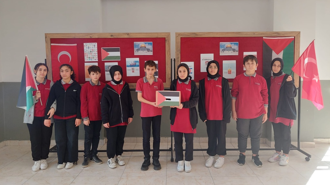 Mehmetçik İmam Hatip Ortaokulu Filistin'e destek Kampanyası