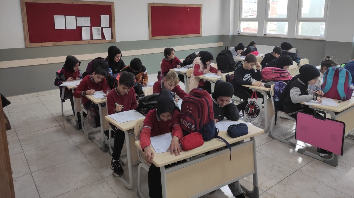 6.sınıf Matematik ve Türkçe Ortak sınavımız başarıyla tamamlandı.